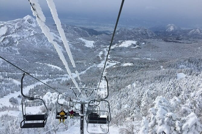 1-Day Ski Tour Package from Nagano Station - Leaving at 7:40 am from Nagano Station, then straight to the snow