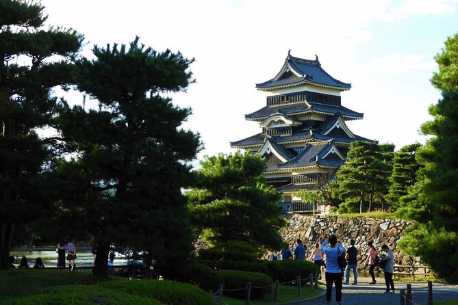 1-Day Tour from Nagano and Matsumoto Kamikochi & Matsumoto Castle - Who should book this Nagano to Kamikochi day trip
