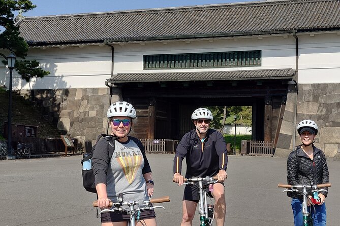 3-Hour Tokyo Private E-Bike Tour Starting from Your Hotel - Imperial Palace perimeter: history you can actually trace