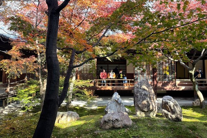 4.5-Hour Kyoto Bike Tour with Lunch and UNESCO Zen Temples - Nanzen-ji in 20 minutes: big gate energy and seasonal nature