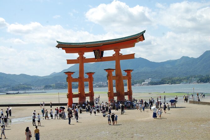 4 Hour Miyajima PRIVATE Tour - Food experiences: oysters, crafts, and how to keep it allergy-smart