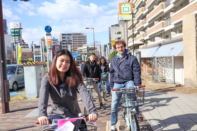 5-Hour Osaka Bike Tour to the Neighborhood of Osaka Castle - Osaka Castle Park on two wheels, plus tea to reset your energy