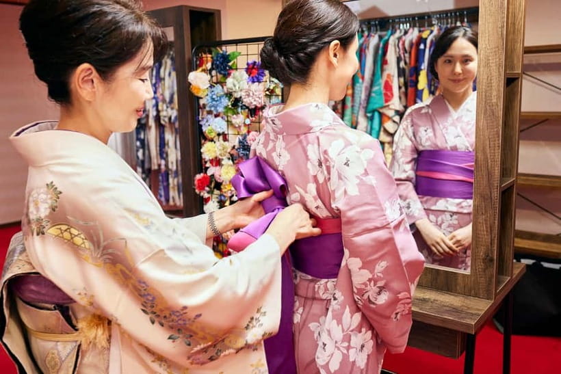 Asakusa: Kimono Tea Ceremony with Matcha and Sweet - Matcha and Wagashi: What You Should Expect to Taste