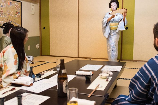 Authentic Geisha Performance with Dinner in Tokyo - Should You Book This Geisha Dinner Experience?