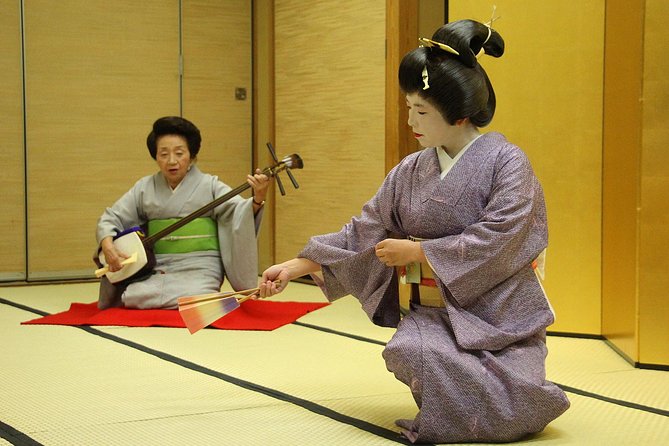 Authentic Geisha Performance with Dinner in Tokyo - Sansyūya Ryotei: Where the Night Starts (and Why the Room Feels Different)