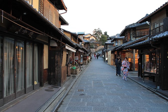 Authentic Kyoto Tea Ceremony: Camellia Flower Teahouse - Seating options, comfort, and what to expect inside