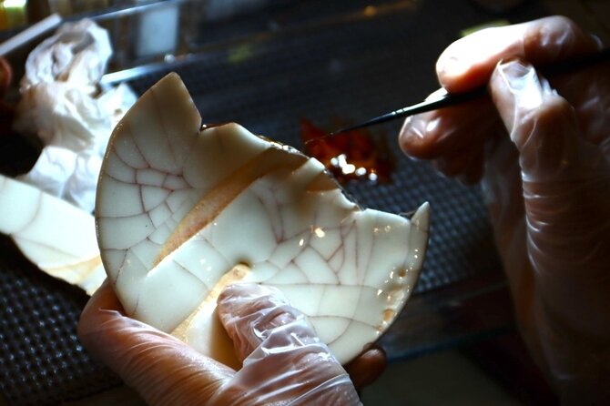 Authentic Pure Gold Kintsugi Workshop with Master Taku in Tokyo - Key Things That Make This Kintsugi Workshop Worth Your Time