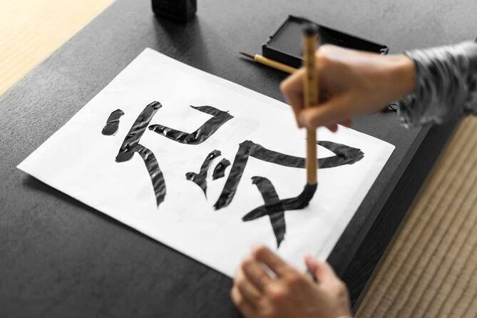 Calligraphy Workshop in Namba, Dotonbori - Finding the class at Isuku English Academy in Nanbanaka