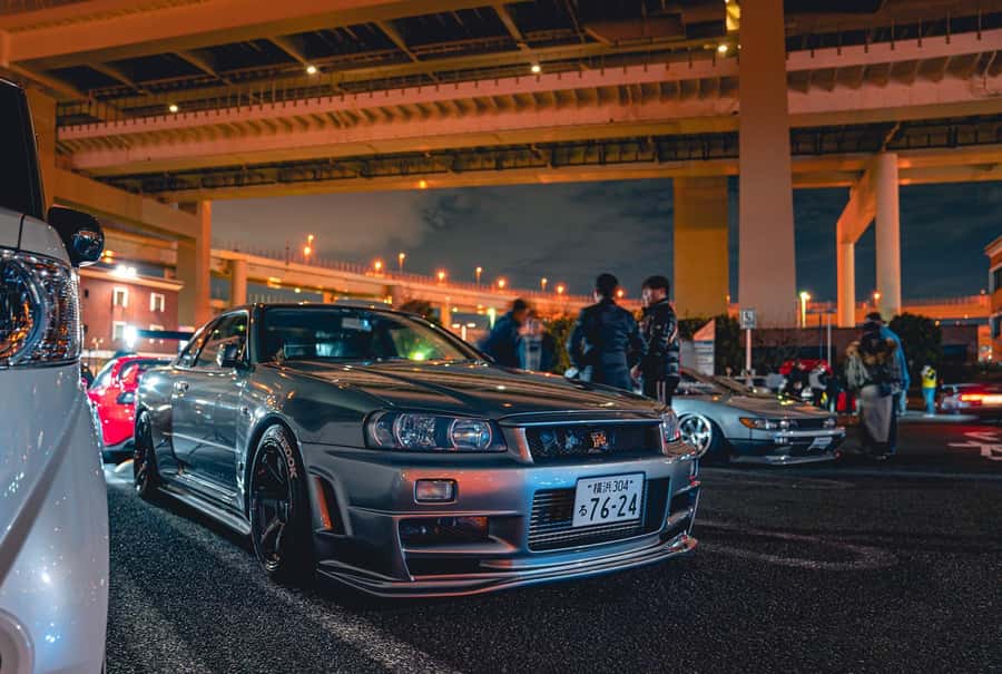 Daikoku & Tokyo Private JDM Tour by 700HP R34 GT-R - Autobacs at A PIT: A Car-Spot Stop That Actually Pays Off