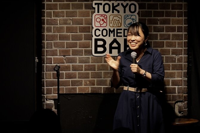English Stand up Comedy Show - What the Show Feels Like: English Comedy, Audience Interaction, and Adult Themes