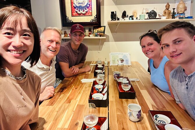Explore Kanazawa Half Day Private Tour with Local Guide - Omicho Market: where lunch becomes a choice, not a scheduled event