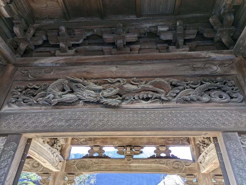 From Kanazawa: Shirakawa-go, Gokayama and Wood Carving Art - Gokayama’s Ai-no-kura: Traditional Washi Paper Making Hands-On