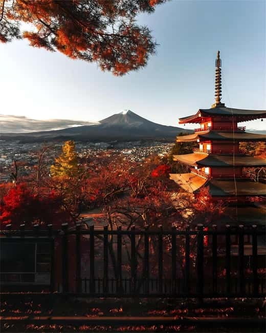 From Tokyo: Mt Fuji, Arakurayama and Kawaguchi Lake Day Trip - Arakurayama Sengen Park and Chureito Pagoda: the Fuji photo that costs 397 steps