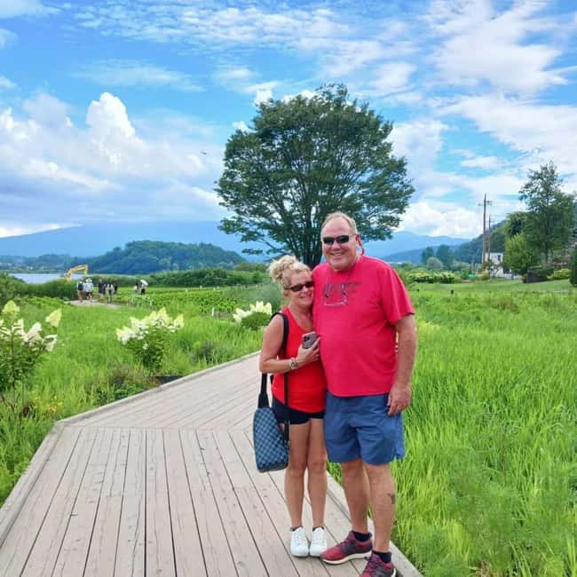 From Tokyo: Mt Fuji Private Day Tour In Luxury Land Cruiser - Price and value: what you are really paying for