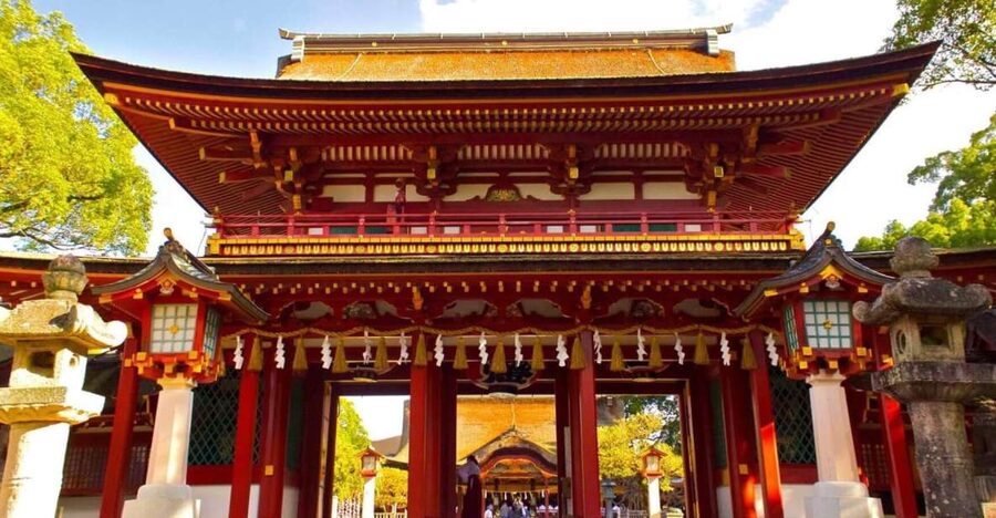 Fukuoka: Private Walking Tour with Local Guide - Quick hits before you go