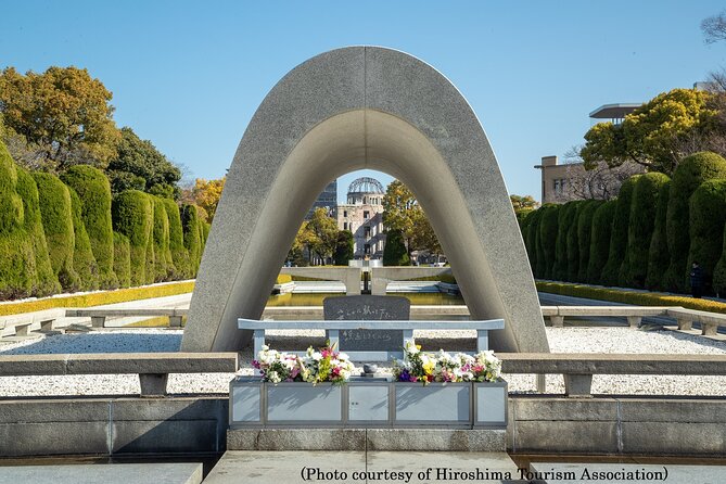 Full Day Hiroshima and Miyajima Tour by Bullet Train from Osaka - Logistics tips that make the difference on a 13-hour day