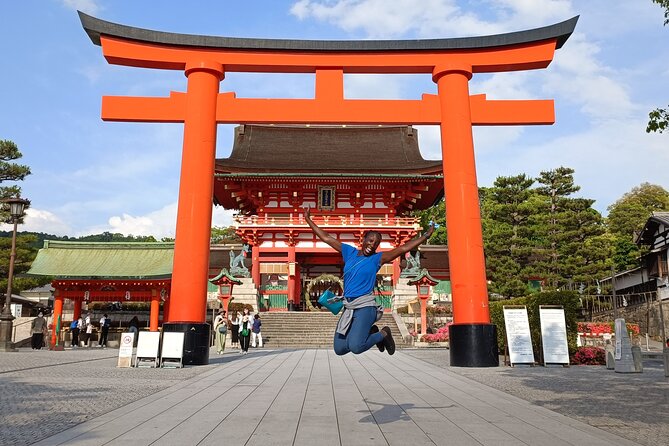 Full-Day Sightseeing to Kyoto Highlights - Stop 3: Kinkakuji Golden Pavilion, the big temple moment