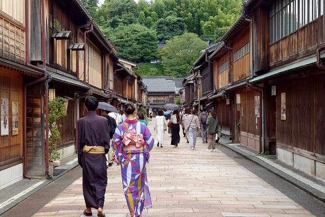 Full-Day Tour from Kanazawa: Samurai, Matcha, Gardens and Geisha - Gyokusen-an Matcha Break: Where the Day Gets Calmer