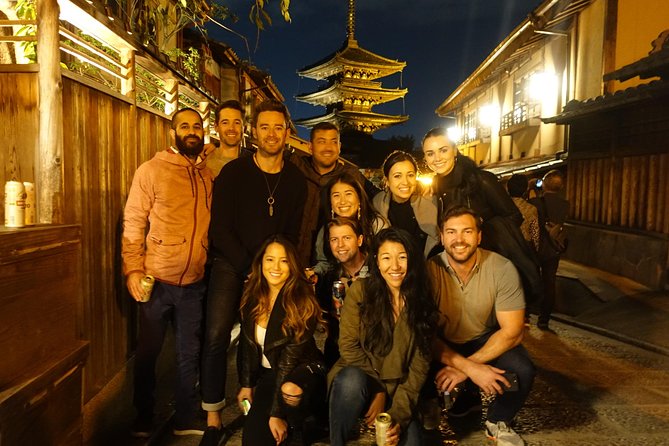 Gion Night Walking Tour - Yasaka Shrine lantern time, plus a Shinto good-fortune prayer