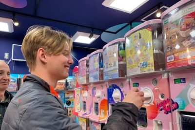 Harajuku Private Tour: Kawaii Fashion & Animal Cafe Included
