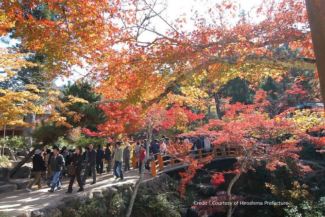 Hiroshima and Miyajima 1 Day Bus Tour - English-Speaking Guides and the Human Scale of a Group Tour