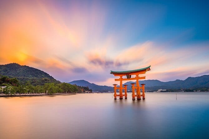 Hiroshima and Miyajima Day Trip with Itsukushima Shrine & Ferry - Miyajima’s streets and deer: plan your walking style