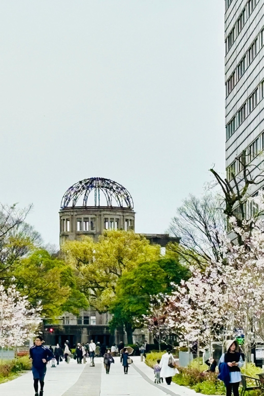Hiroshima: History of Hiroshima Group Walking Tour - The first stretch: Mother and Baby, the Prayer Fountain, and the cenotaphs