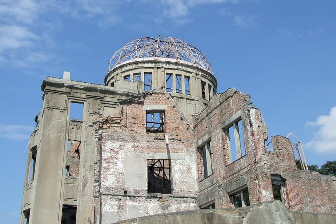 Hiroshima History Tour : A-Bomb Dome, Peace Memorial & City - Peace Memorial Park and Children’s Peace Monument: the quiet between monuments