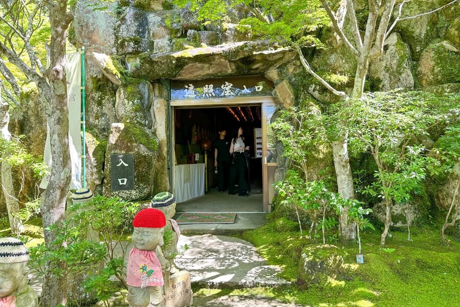 Hiroshima: Miyajima Half-day Historical Walking Tour - The long hidden-gem hour that turns the walk into a story
