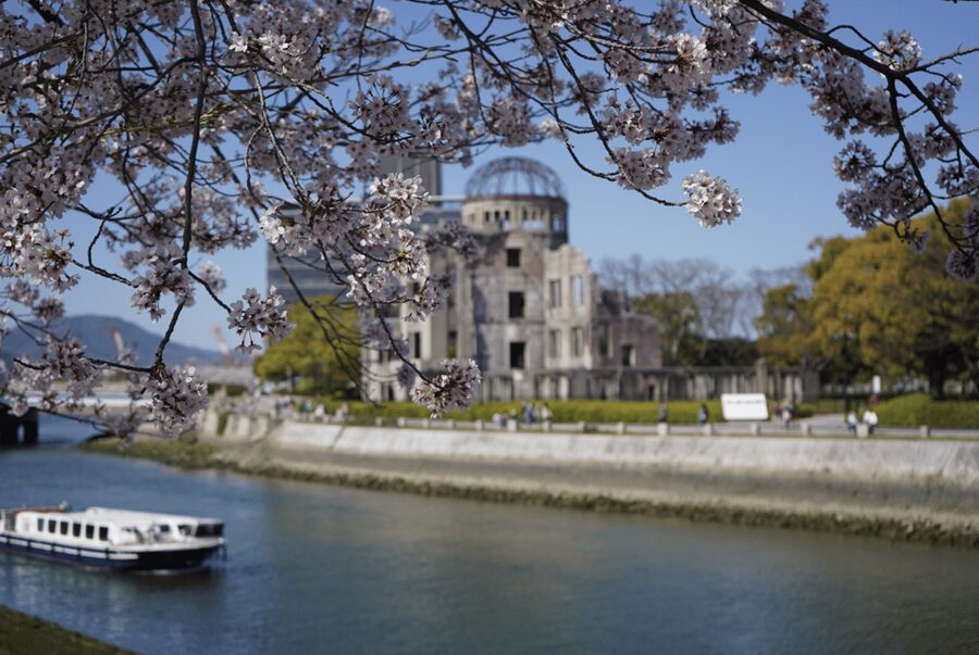 Hiroshima/Miyajima Private Custom Tour with Local Guide - Hiroshima Peace and Miyajima in One Private Day