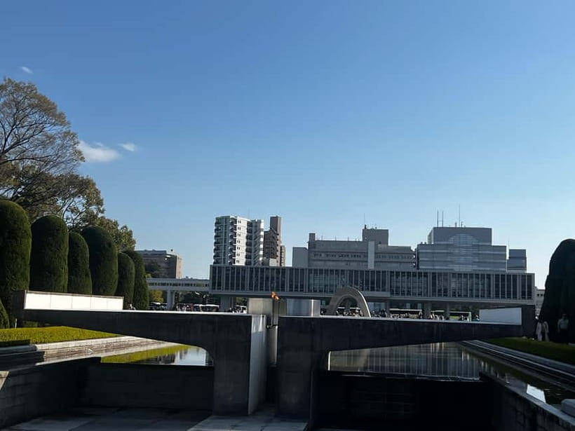 Hiroshima Peace Memorial Park: A Guided Tour - Atomic Bomb Dome first: the emotion comes before the explanations
