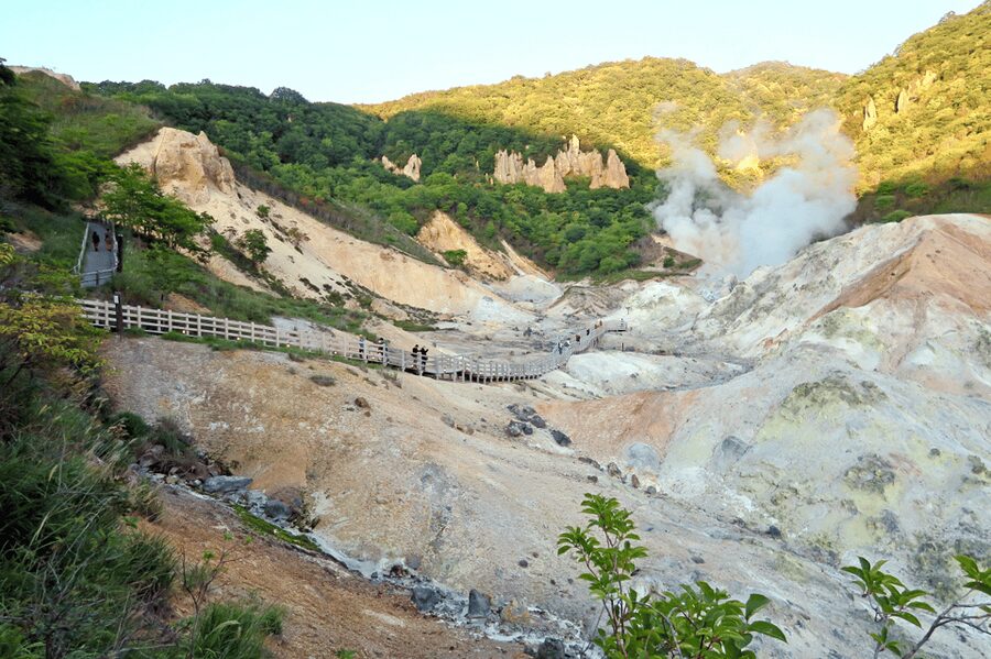 Hokkaido│Noboribetsu & Lake Toya Tour with Ropeway Ticket - A Hokkaido day trip built around volcanoes and hot spring towns