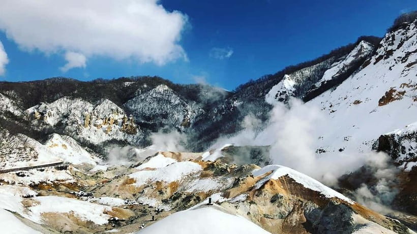Hokkaido Seasonal: Lake Toya & Noboribetsu Jigokudani Valley - Quick hits you can plan around