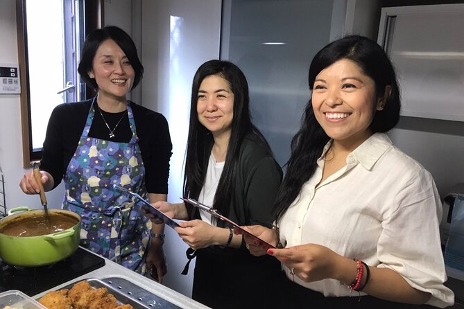 Japanese Home Cooking Class & Walk in Todoroki Temple Tokyo - How the teaching works (and why your food tastes better)