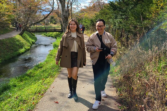 Johnny's Exclusive: Mt. Fuji Adventure from Kawaguchiko - Why a private Mt. Fuji day from Kawaguchiko beats the bus shuffle