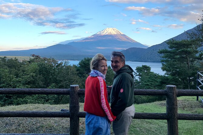 Johnny's Exclusive: Mt. Fuji Adventure from Kawaguchiko - Optional waterfall and lakeside calm at Haha no Shirataki and Motosuko