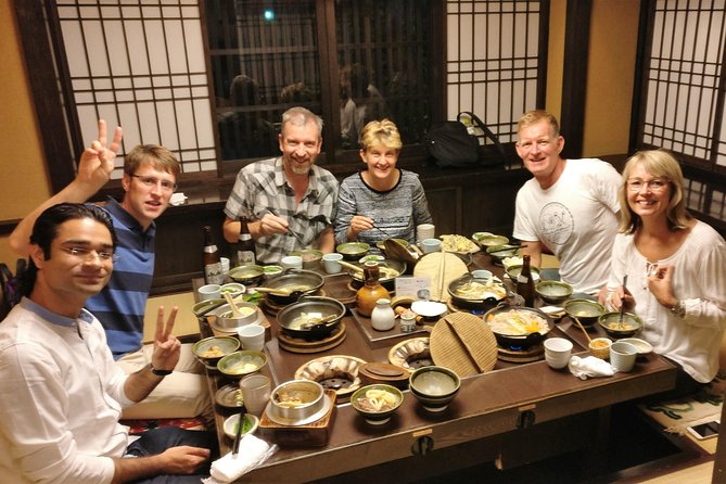 Kanazawa Night Tour with Local Meal and Drinks - Why Kanazawa geisha streets feel different after dark