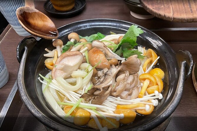 Kanazawa Night Tour with Local Meal and Drinks - Kazuemachi Chayagai: a calmer slice of teahouse district life
