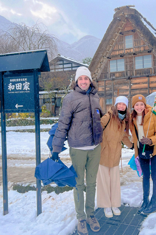Kanazawa: World Heritage Shirakawa-go & Two Local Experience - Getting There From Kanazawa Station Without Losing Your Day