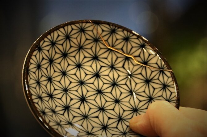 Kintsugi Experience: Art of Golden Joinery in Tokyo - Meeting Master Taku, if you book the 11:00am class