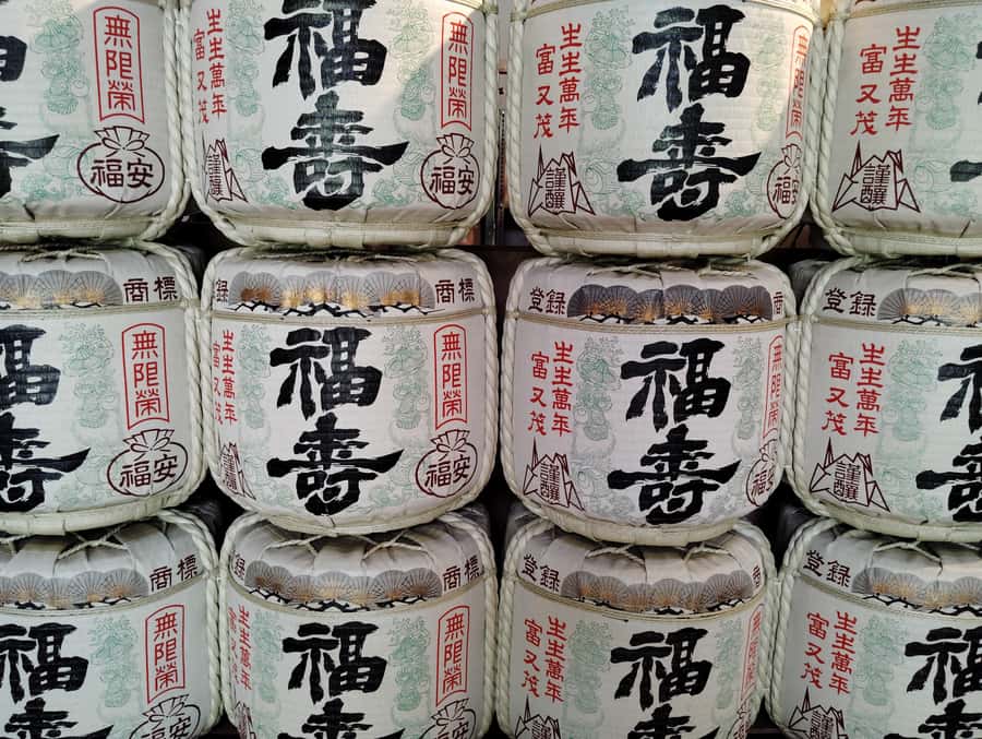 Kobe: 3-Hour Sake Breweries Tour with Special Tasting - Walking in the heat: what to pack so the tour stays enjoyable