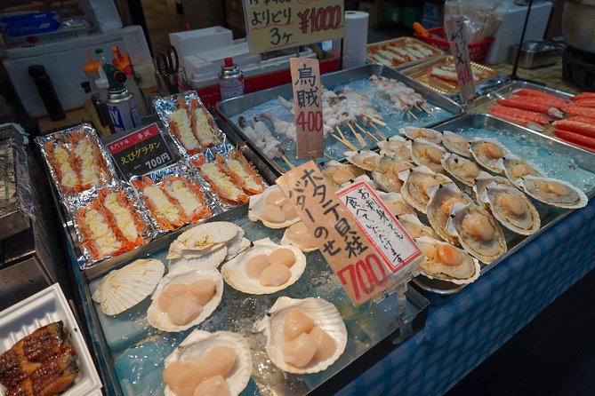 Kuromon Market Food Walking Tour in Osaka (6 stops, 6 tastes) - Why Kuromon Market Tends to Beat Just Eating Around Dotonbori