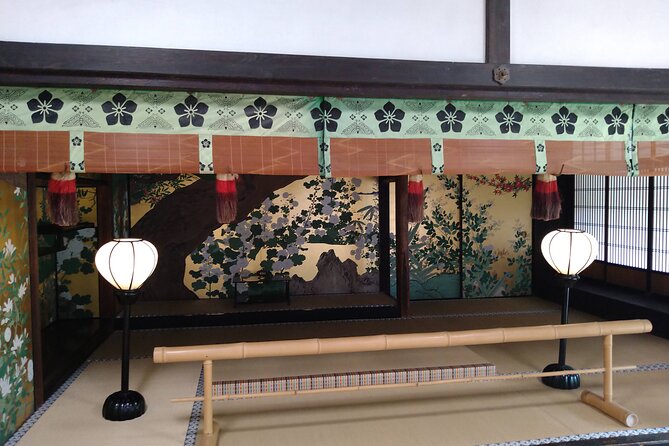 Kyoto 6h Private Tour Fushimi Inari, Kiyomizu, Gion & Hidden Gems - Kiyomizu-dera UNESCO: the balcony views and the temple mood