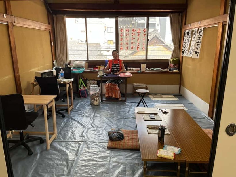 Kyoto: Calligraphy class at Buddhist temple in city center - The Workshop Flow: From Tools to Your Final Shikishi Piece