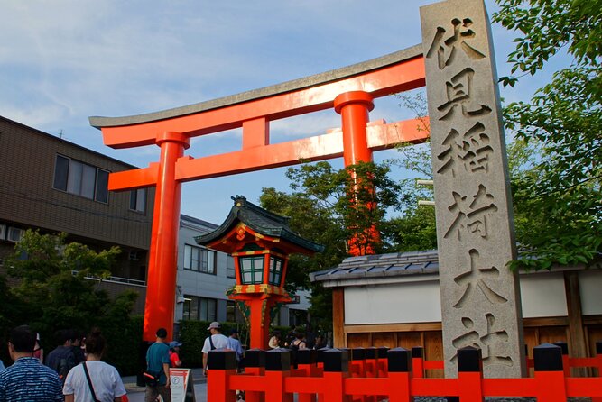 Kyoto: Fushimi Inari Shrine Walking Tour - Who should book, and who might want a different style