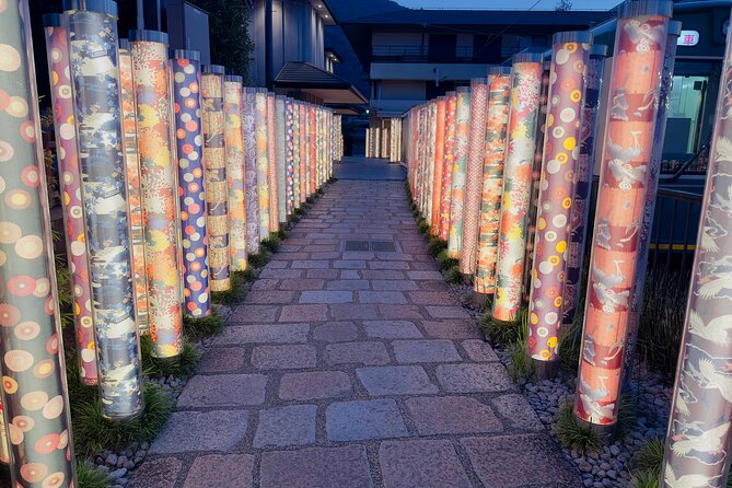 Kyoto Ghost Tour: Dark Tales, Urban Legends, Bamboo Forest Night - Why Arashiyama bamboo at night feels different than daytime