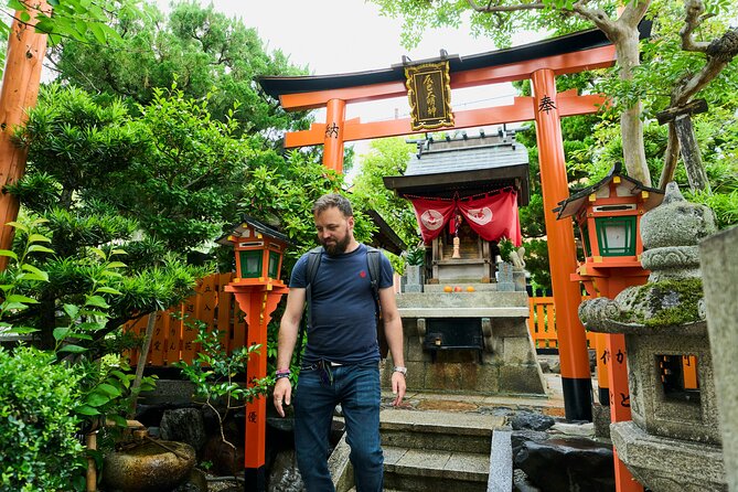 Kyoto Gion: 2-Hour Geisha Culture & History Walking Tour - Hokan-ji Temple and Pontocho: where the photos match the mood