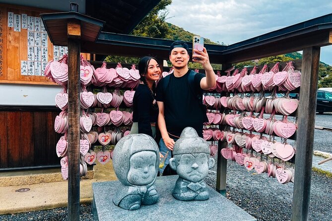 Kyoto: Gion and Geisha District Walking Tour - Ninenzaka and Sannenzaka (Stop 4): stepping down into old Kyoto