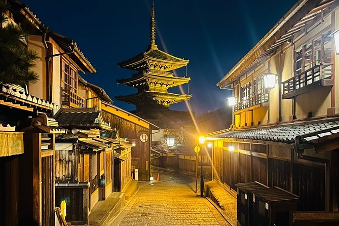 Kyoto: Gion Magical Night Walking Tour - Key things you will notice on this Gion night walk