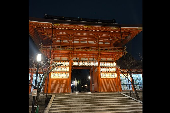 Kyoto: Gion Magical Night Walking Tour - Stop 1: Gionmachi Minamigawa, and what to do if you spot a Maiko or Geiko